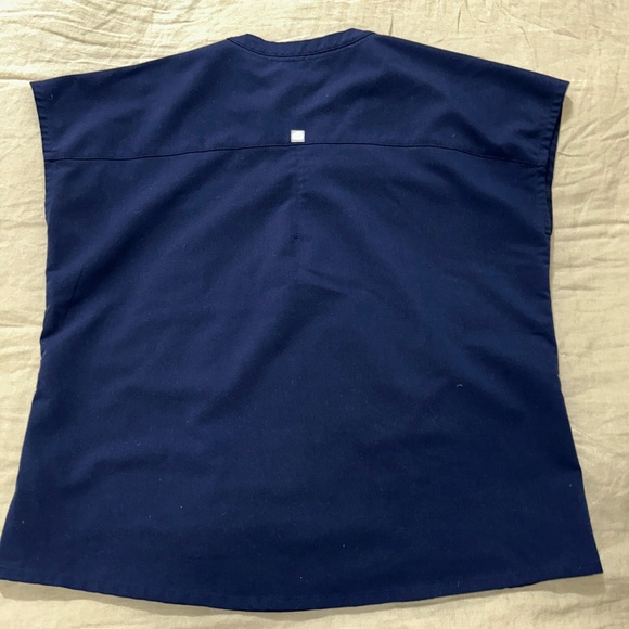 Scrub set - Picture 3 of 8